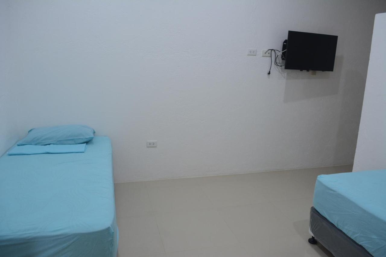 Palompon Sergi'S Resort And Hotel מראה חיצוני תמונה