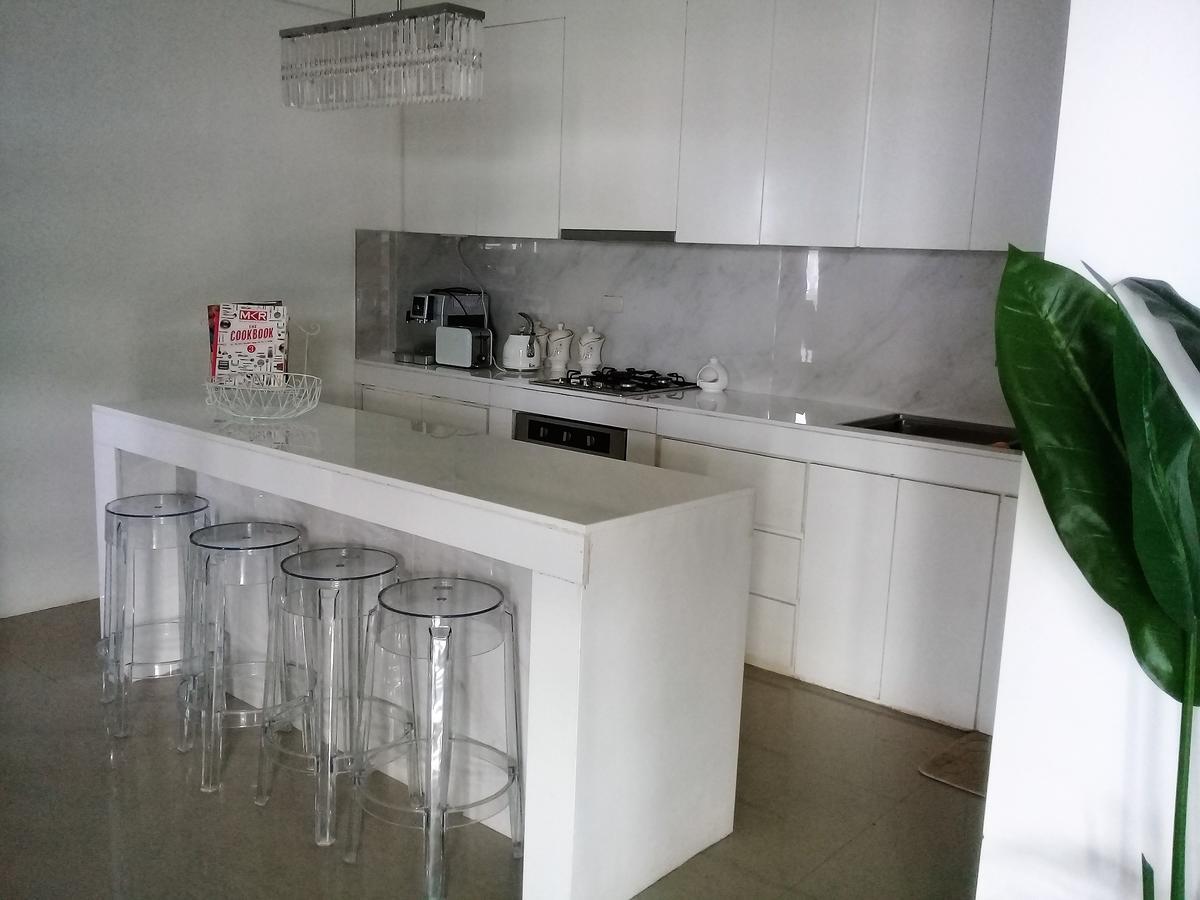 Palompon Sergi'S Resort And Hotel מראה חיצוני תמונה